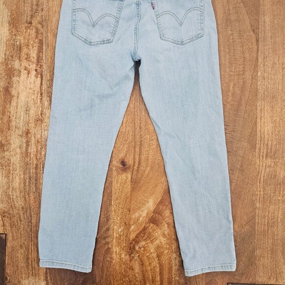 Levis Jeans Womens 29x27 Boyfriend Light Wash - Picture 7 of 7